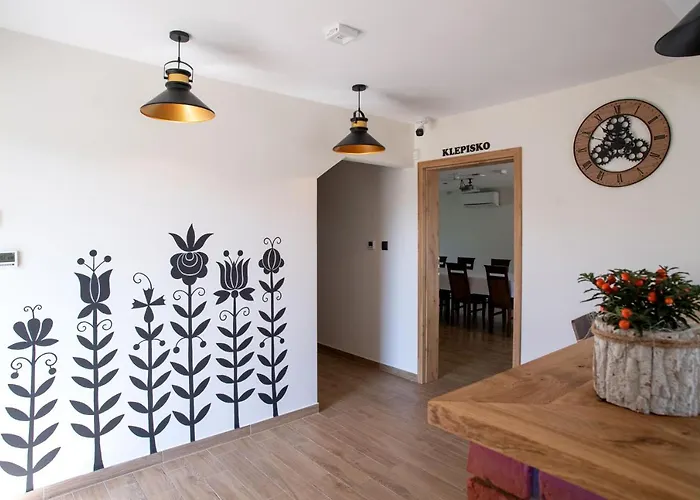 Pod Bocianami Kaszuby Bed & Breakfast