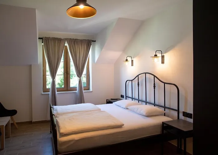 Pod Bocianami Kaszuby Bed & Breakfast