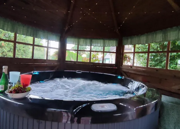 Pod Bocianami Kaszuby Bed & Breakfast Grabowska Huta